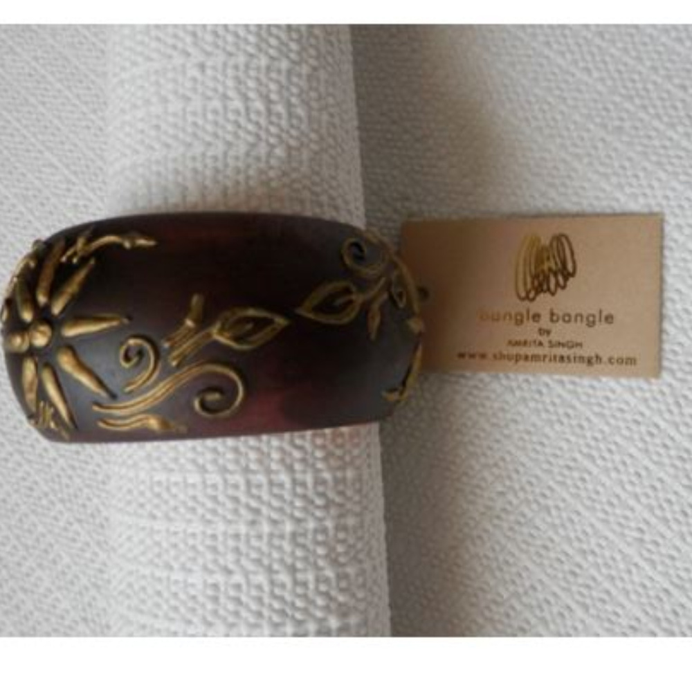 Amrita Singh Bangle